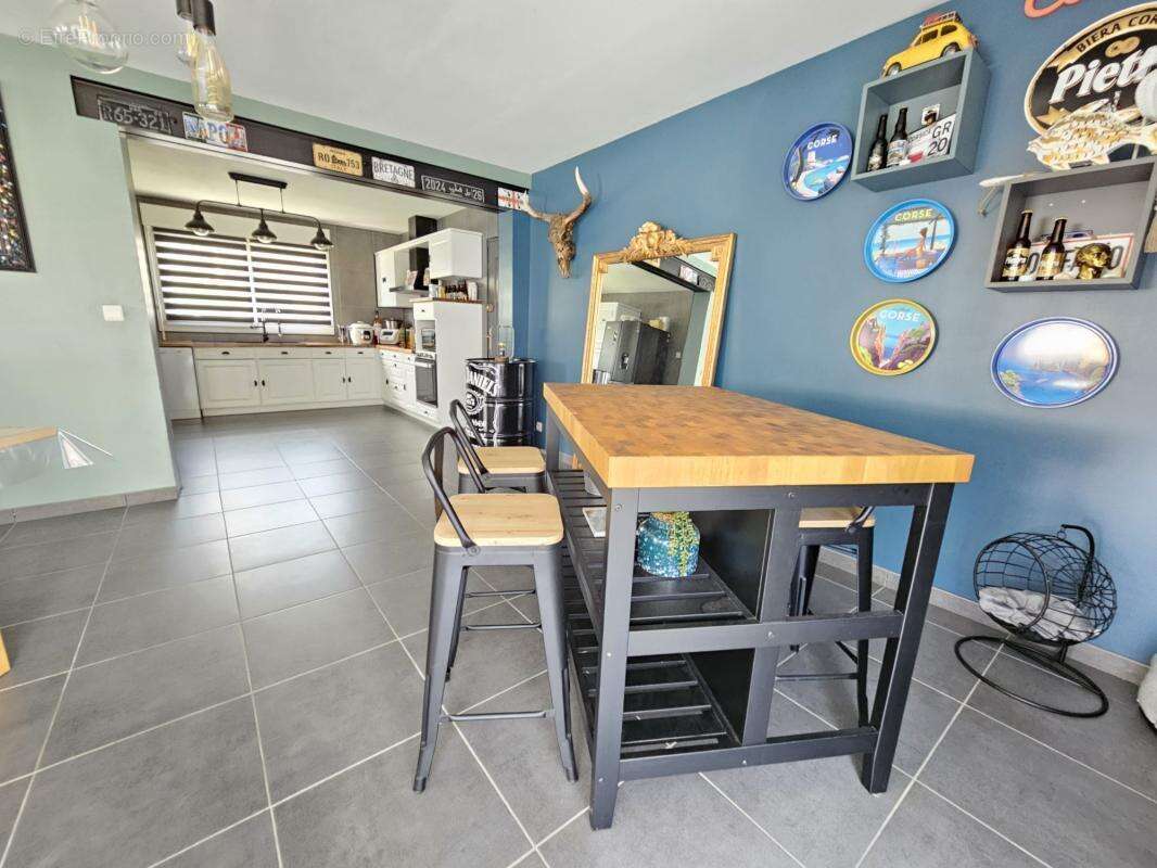 Maison à TOURVILLE-LA-RIVIERE