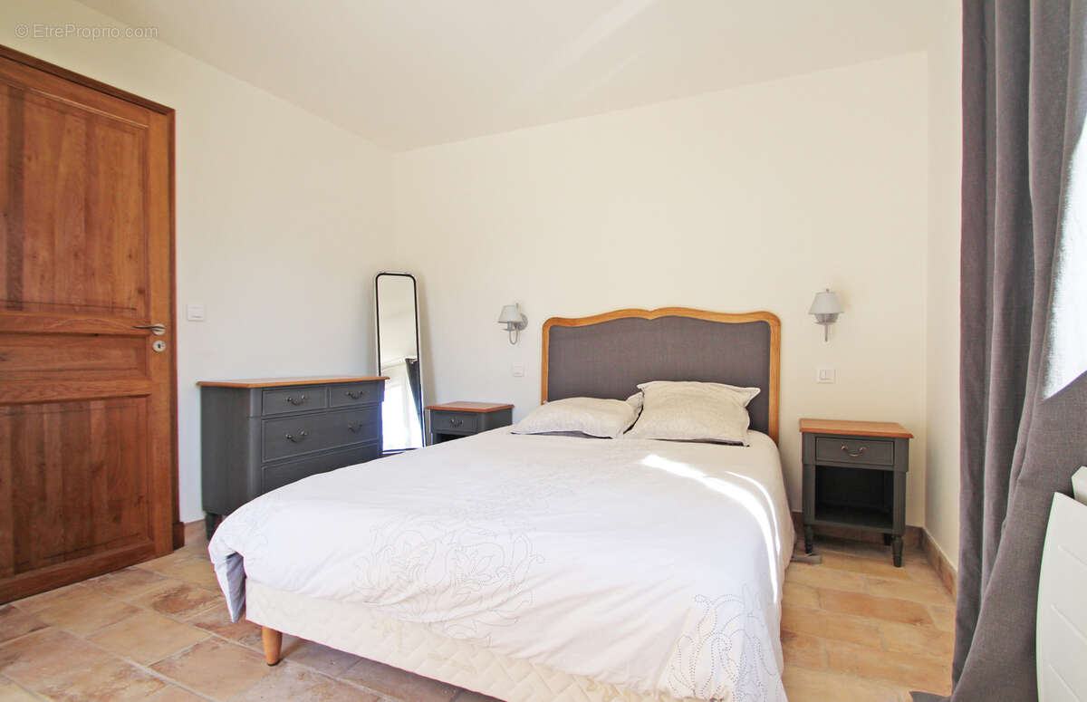 Villa plain-pied de 140 m2 - Tourrettes-sur-Loup - photo 9