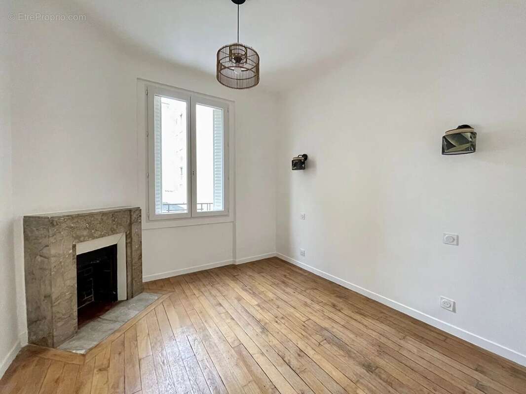Appartement à CLICHY