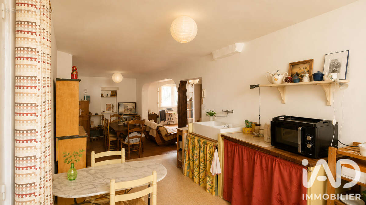 Maison 200 m² à Mazan  - photo 7