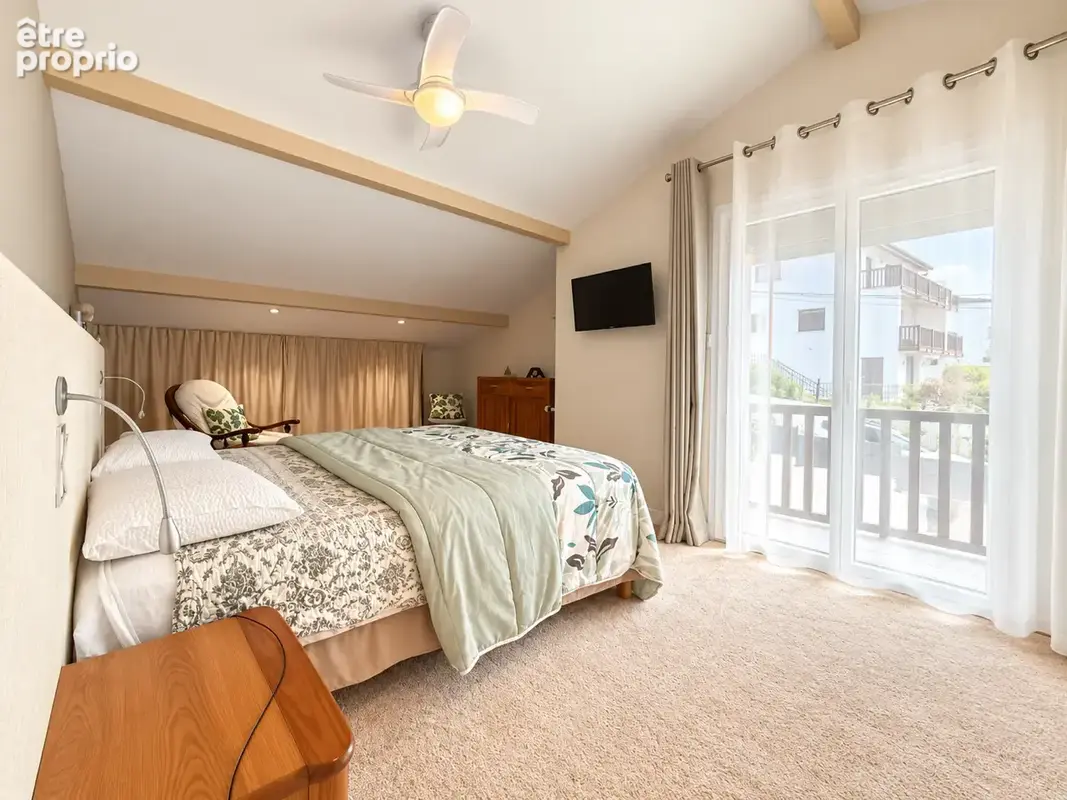 Belle maison en parfait etat-terrasses piscine et garage - photo 12