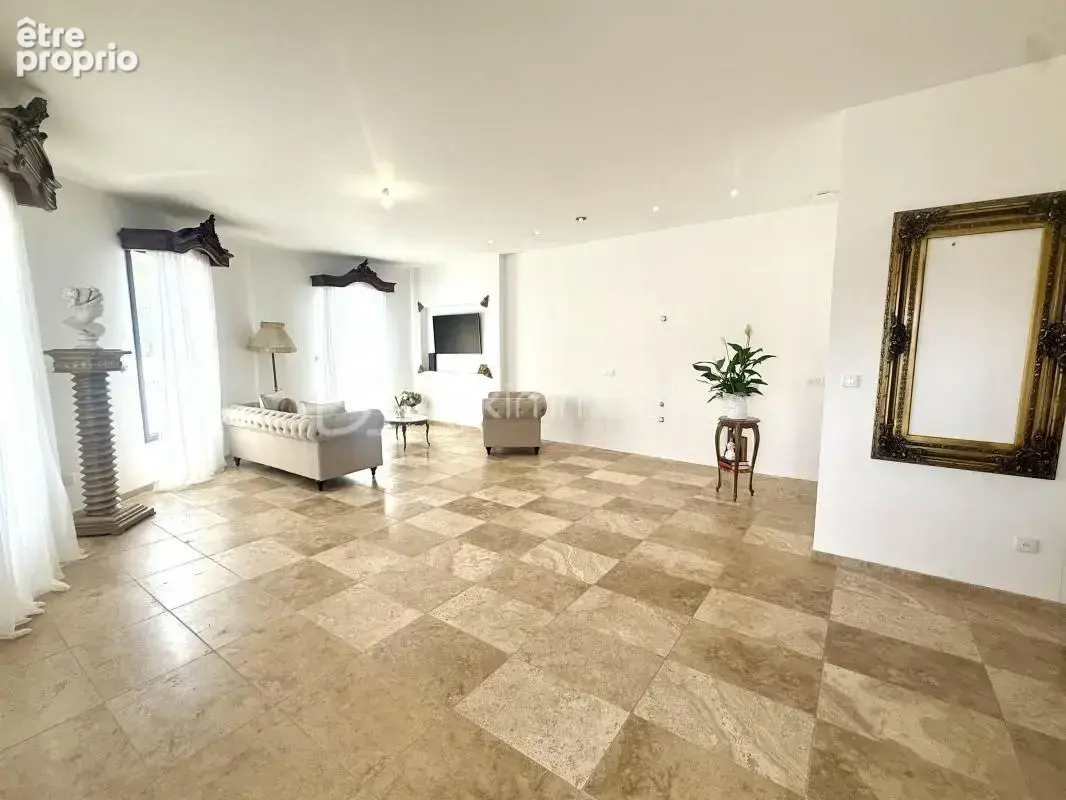 Ensemble immobilier maisons récentes - photo 3