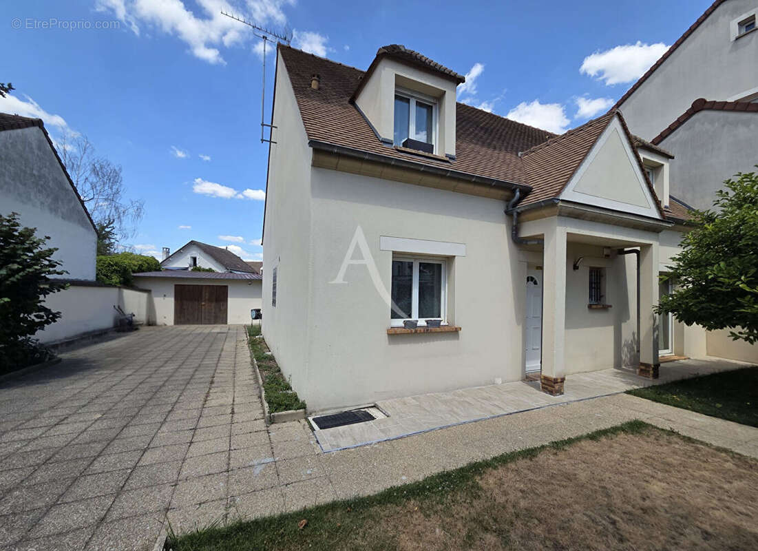 Maison à MITRY-MORY