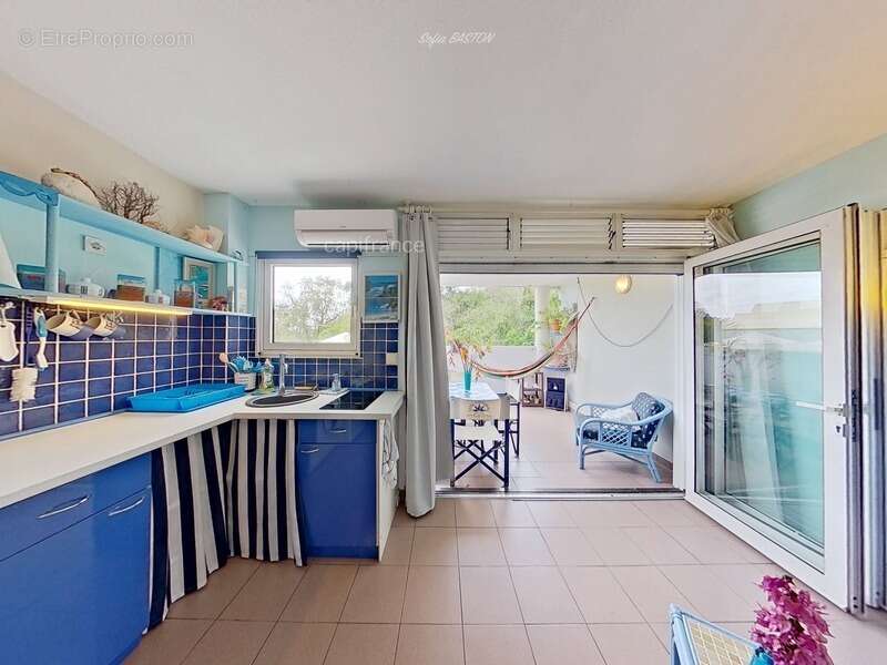 LE DIAMANT (972) - Baisse de prix Proche Plage Appartement T1 (31m2) + Terrasse - Piscine - Parc - 31 m2 + Terrasse - photo 4
