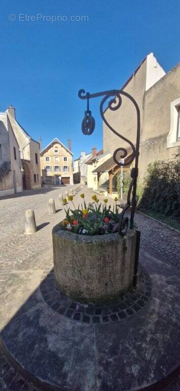 Appartement à COUCHEY