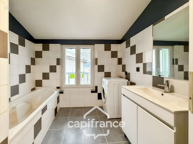 Appartement à SAINT-VALLIER