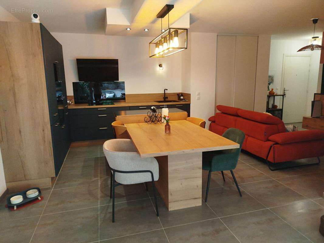 Appartement à MARSEILLE-12E