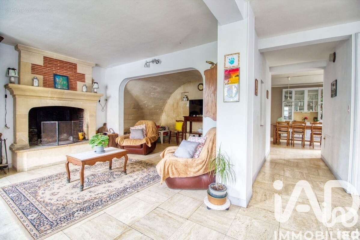 Maison 189 m² à Guiry-En-Vexin  - photo 4