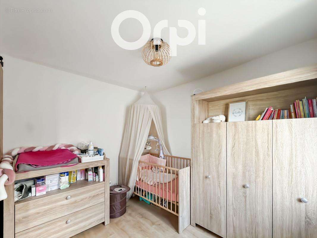 Maison à ESTREES-SAINT-DENIS