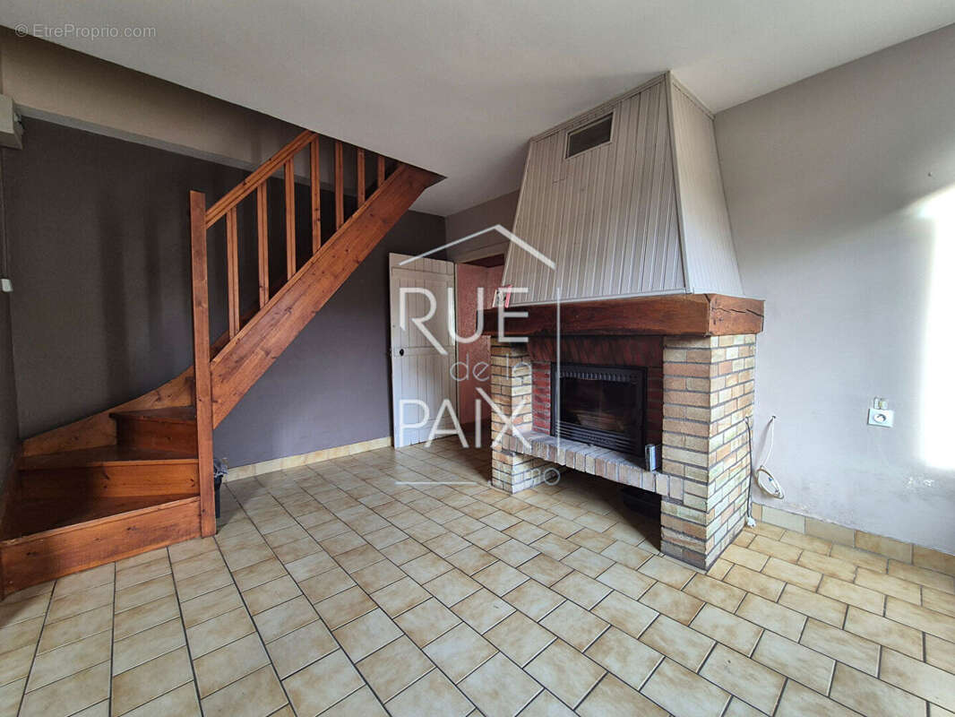 Maison à CHALAIS