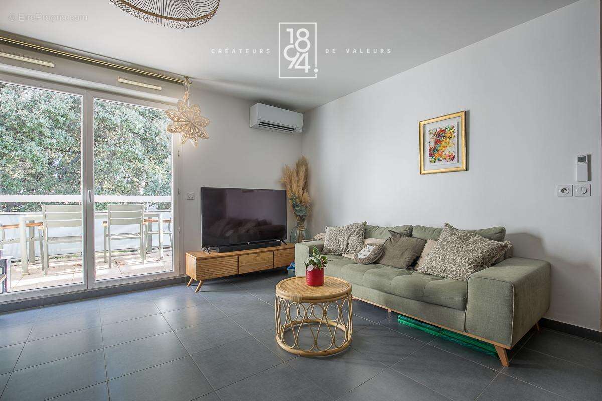 A vendre appartement T3 moderne avec terrasse ET PARKING DOUBLE EN SOUS SOL - photo 9