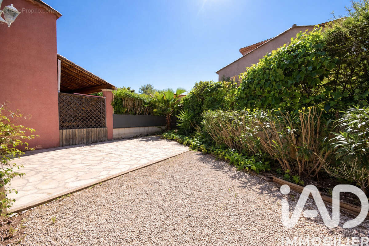 Photo 3 - Maison à FREJUS