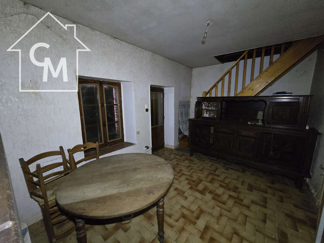 Maison à ROUSSINES