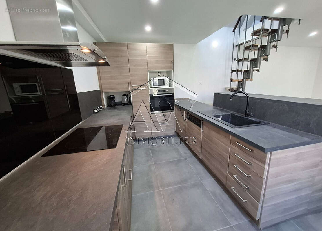 Maison à SAINTE-GENEVIEVE