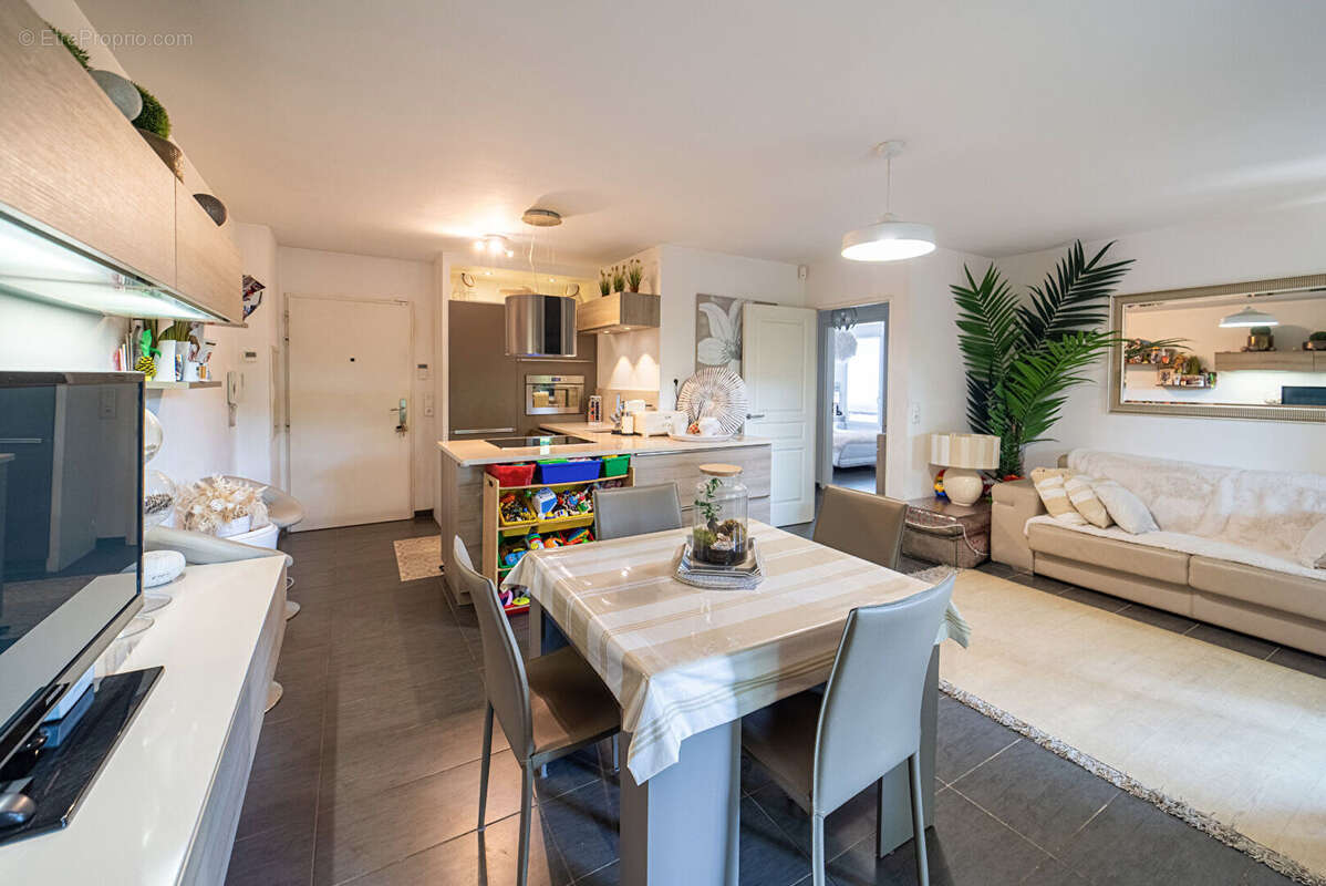 Appartement à AIX-EN-PROVENCE