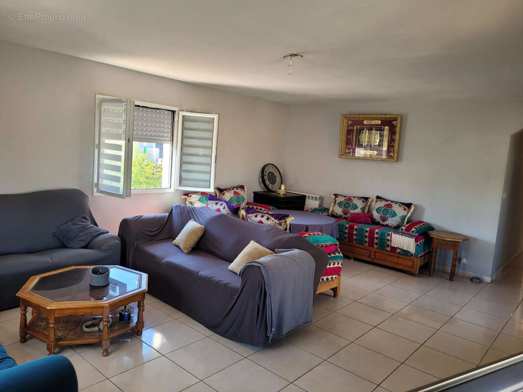 Maison à LEZIGNAN-CORBIERES