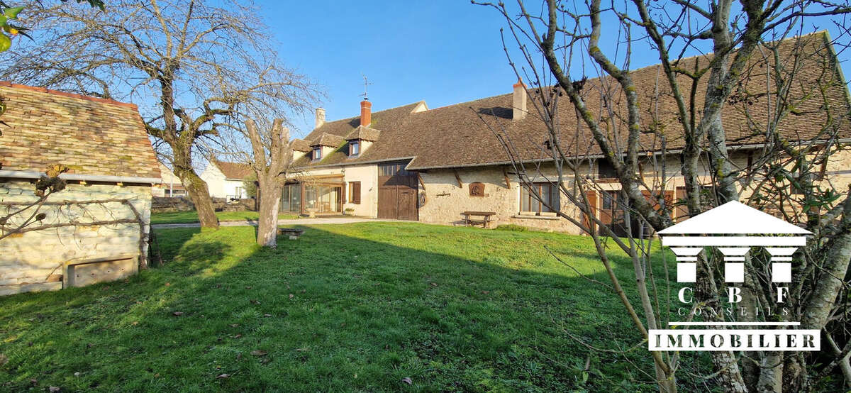 Maison à SAINT-MARCEL