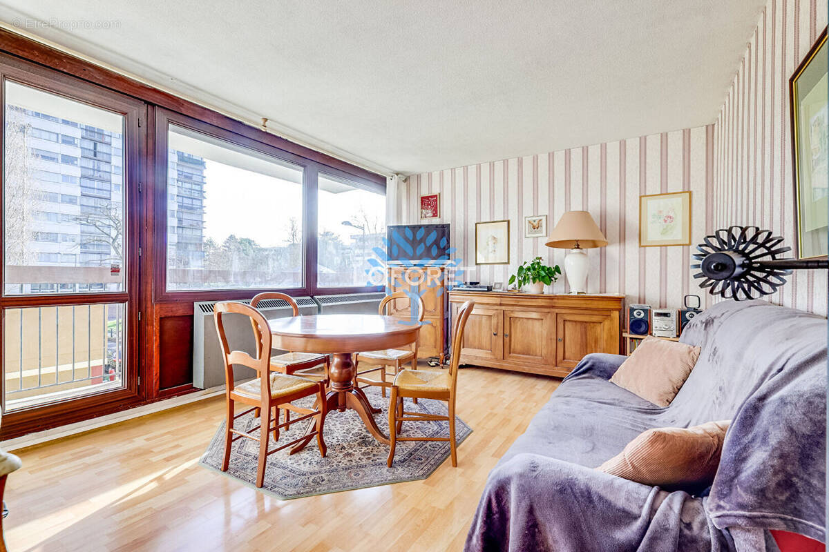 Appartement à FONTENAY-SOUS-BOIS