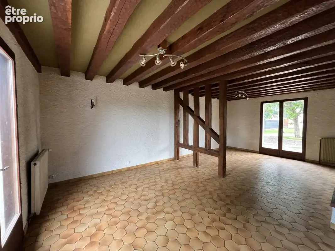 SANDILLON Maison familiale 5 chs - sous-sol / hangar - photo 2
