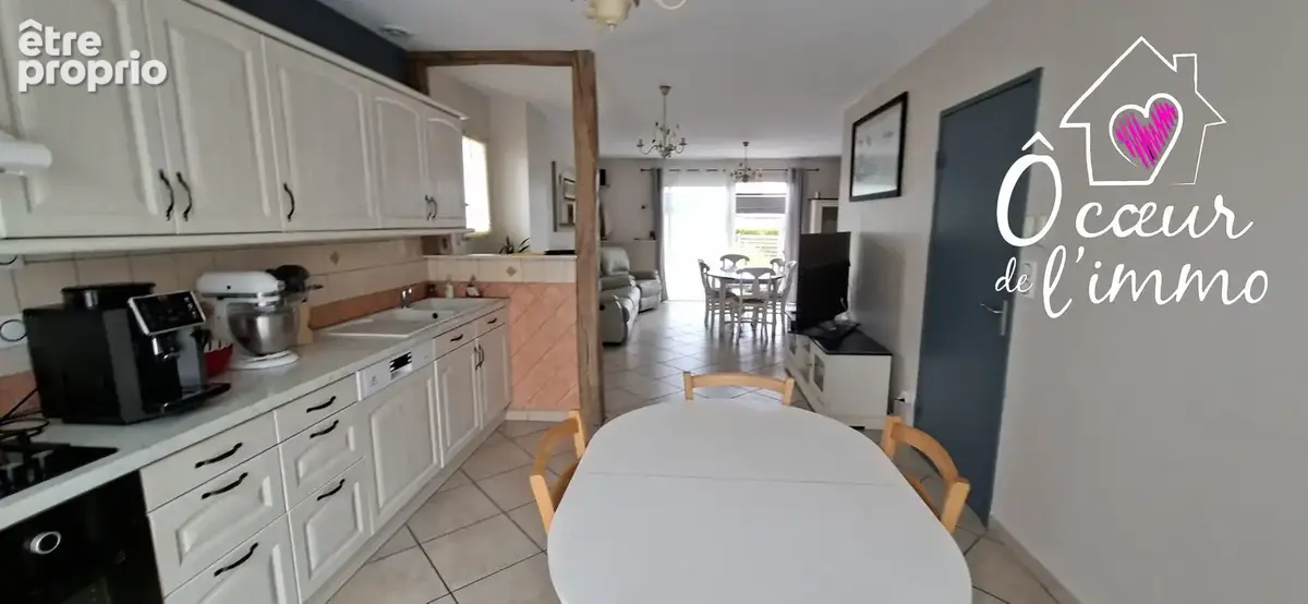 Maison 86 m² à Coron  - photo 5
