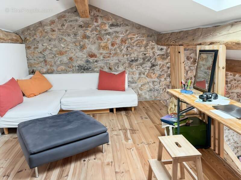 Maison entièrement rénovée avec vue exceptionnelle – Lapalme - photo 8