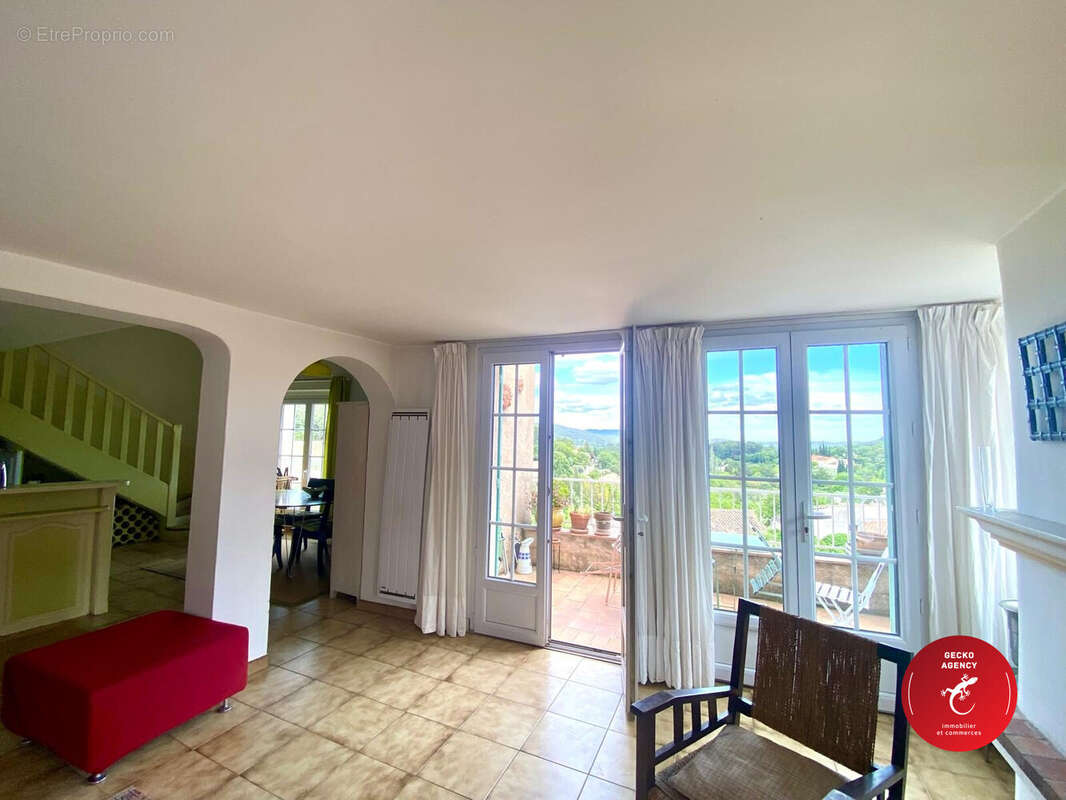 Niveau 1 - Appartement à FIGANIERES
