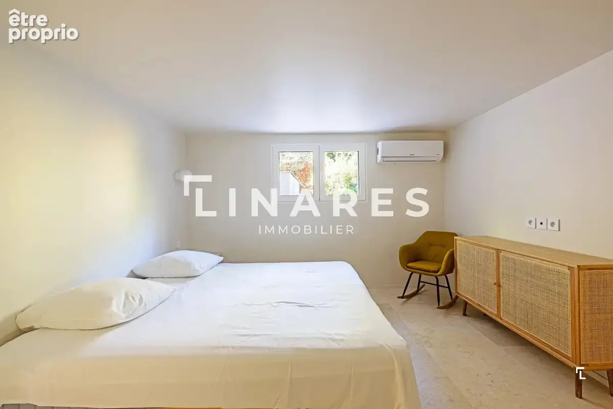LA CALANQUE BLANCHE - Villa de 218 m²  - Extérieurs 37 m² - Terrain 800 m² - 13600 CASSIS - photo 22