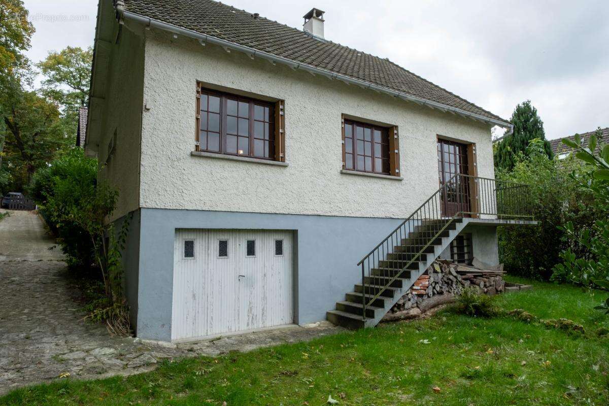 Maison à RIS-ORANGIS