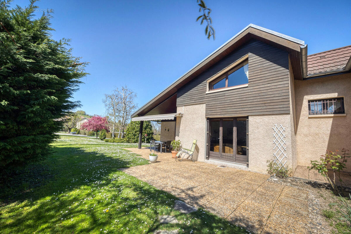 Maison à BRIE-ET-ANGONNES