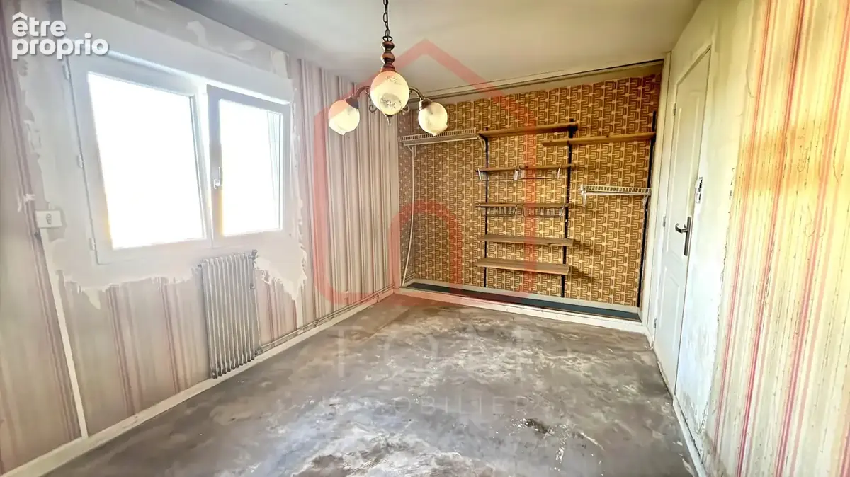 Maison semi-individuelle avec potentiel - 110 m2 - Lezennes - SOUS COMPROMIS - photo 9