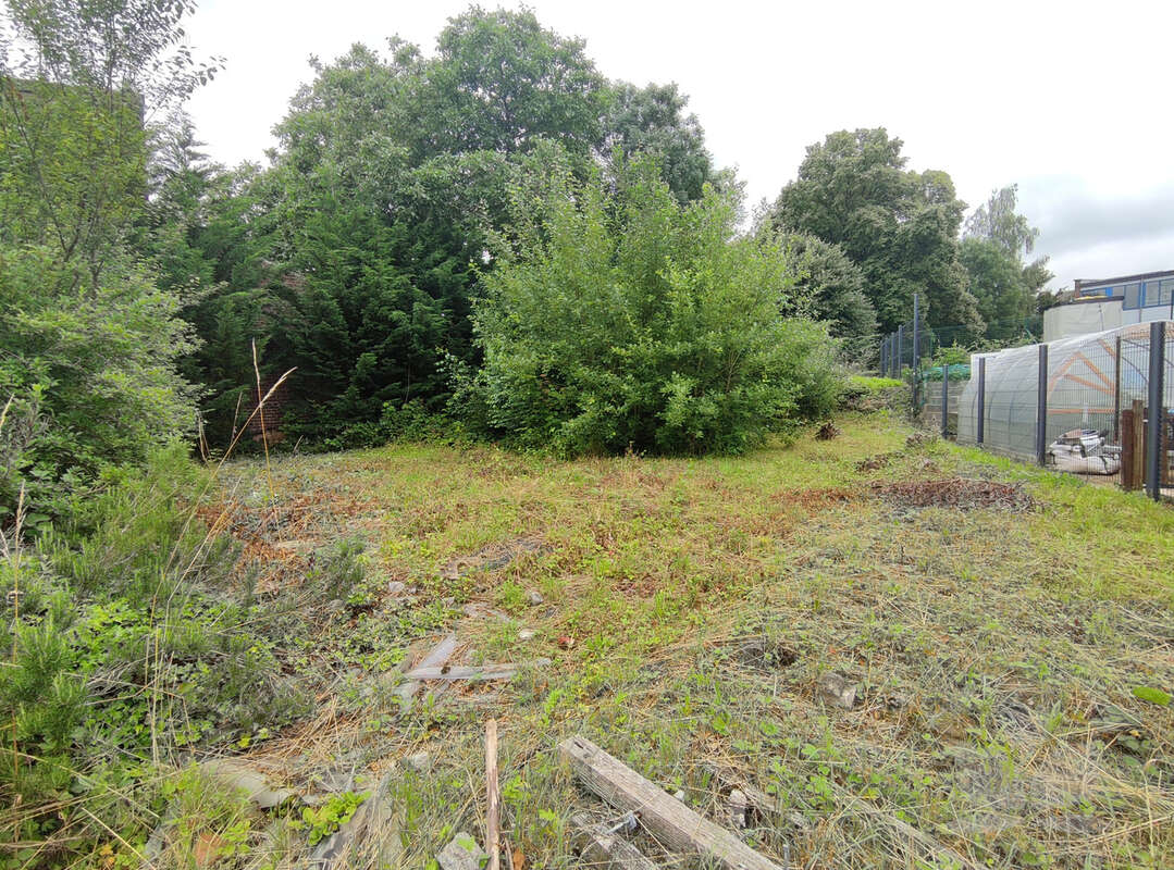 Terrain à LE CATEAU-CAMBRESIS