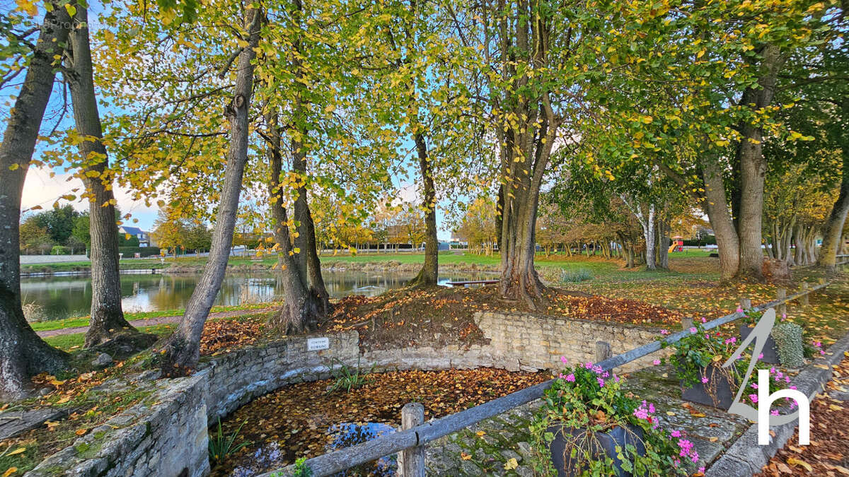 Maison à FONTENAY-LE-PESNEL