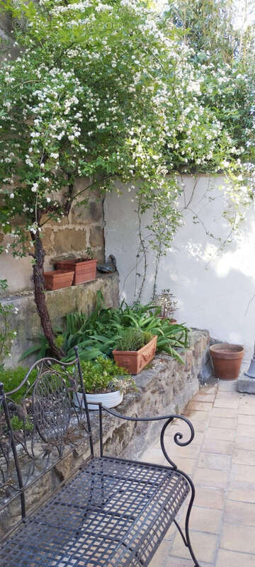 Maison à SAINT-QUENTIN-LA-POTERIE