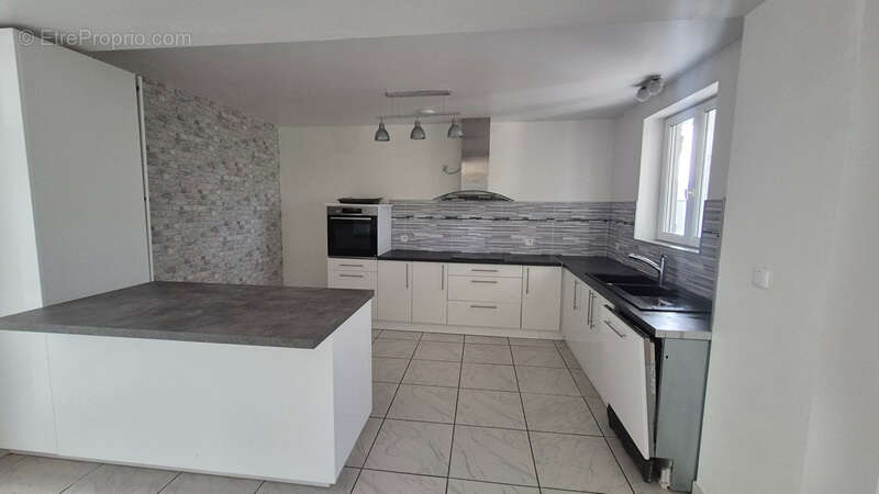 Maison  5 pièce(s) Damazan - photo 10