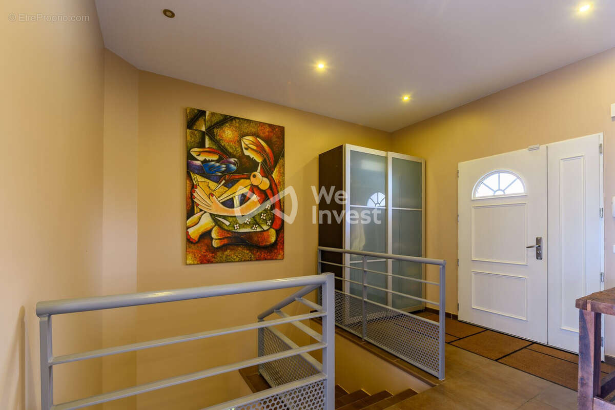 Maison à CRECY-LA-CHAPELLE