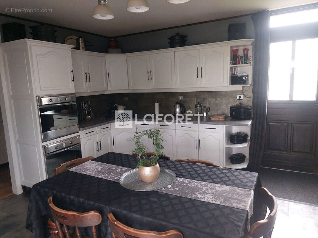 Maison à VACQUERIE-LE-BOUCQ