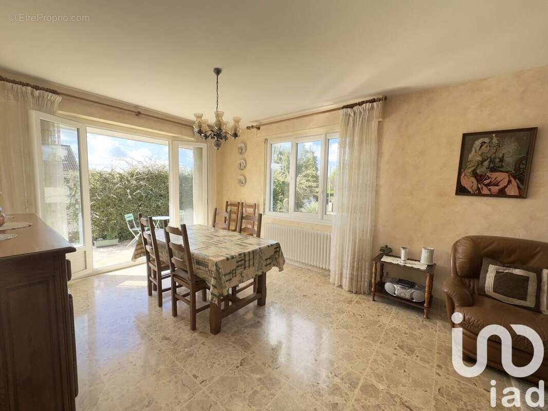 Photo 6 - Maison à VAUX-LE-PENIL