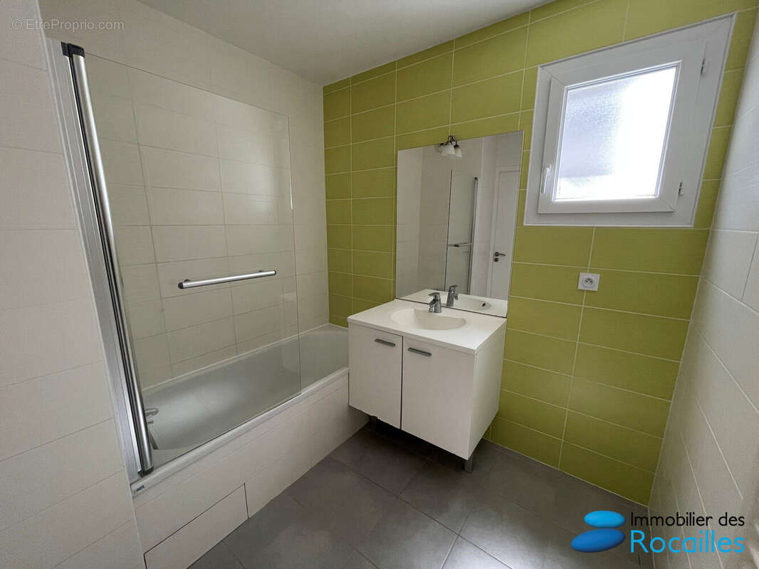 Appartement à REIGNIER