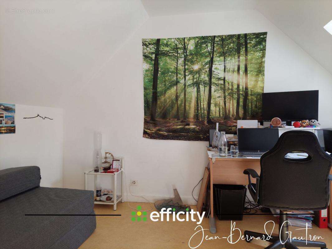 Maison à SAINT-NICOLAS-DU-PELEM