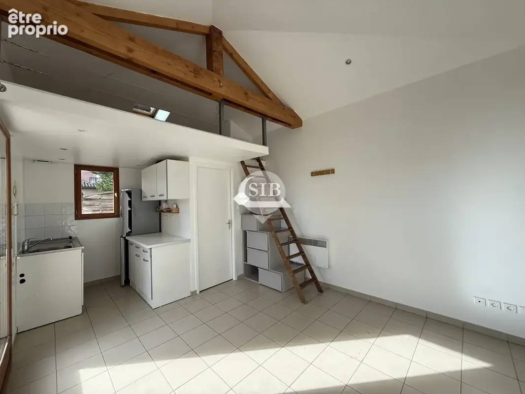 Maison 1 pièce 18 m² à vendre à La Ville-Du-Bois (91620) - photo 5