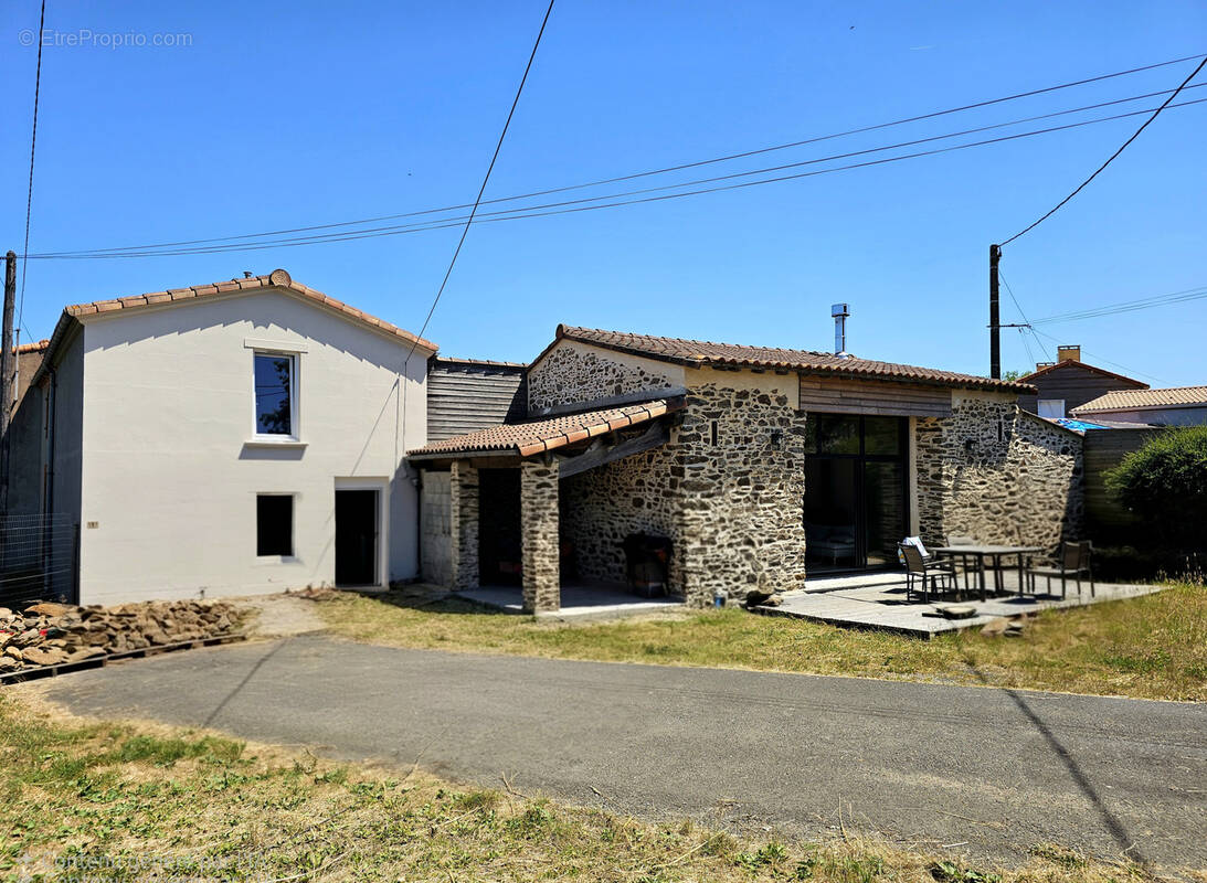 Maison à LA REMAUDIERE