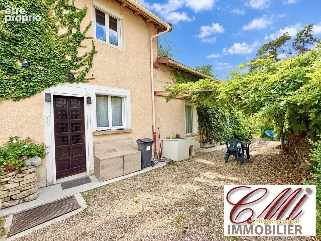 Maison 7 pièces 171 m² à vendre à Vitry-Le-Francois (51300) - photo 2