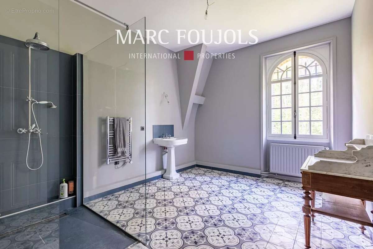 Maison à COMPIEGNE