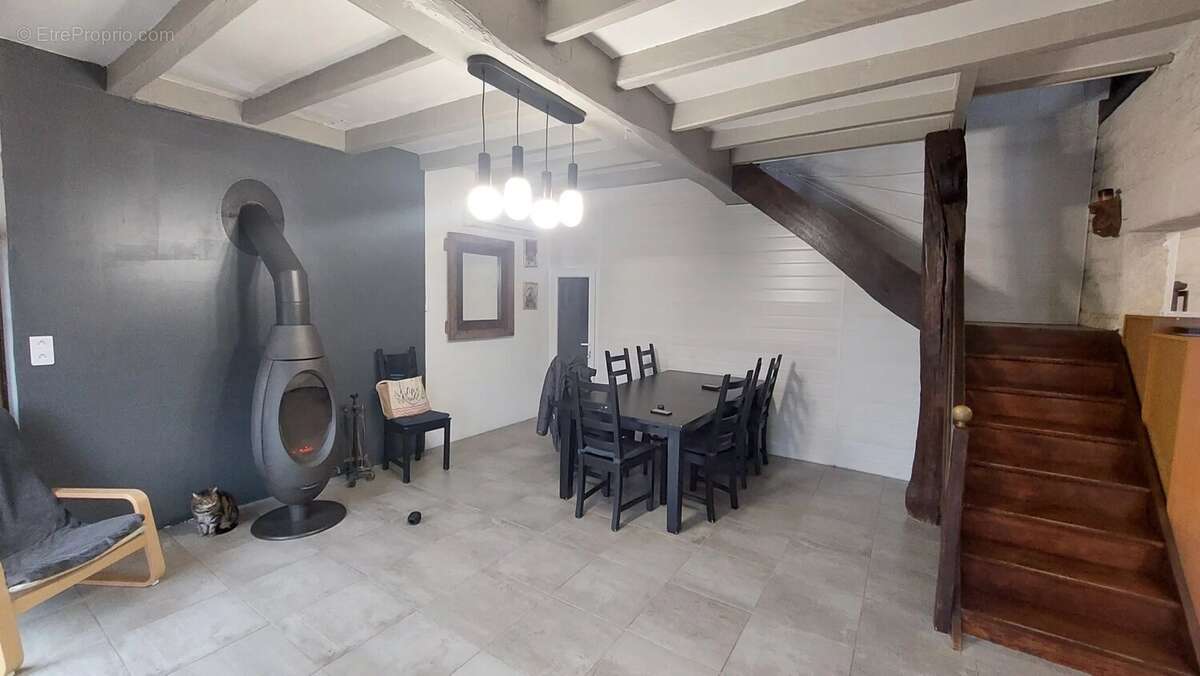 Maison à BEAUMONT