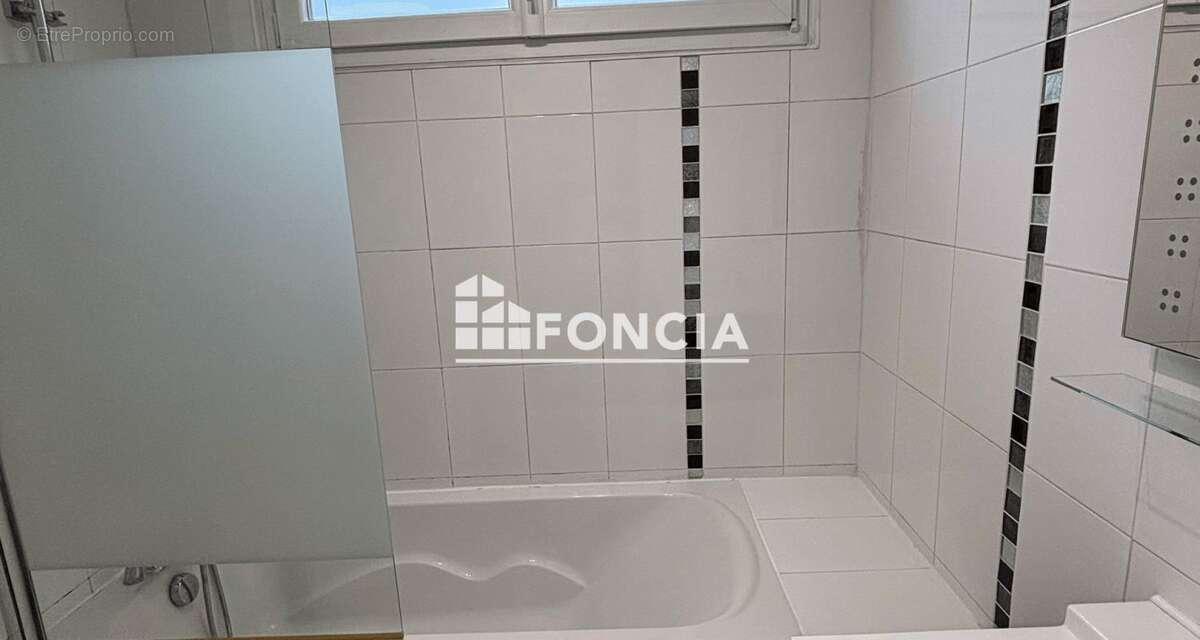 Appartement à CHILLY-MAZARIN