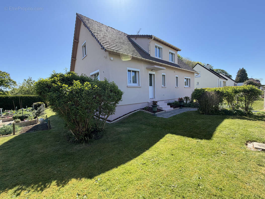 Maison à LE THUIT-SIGNOL