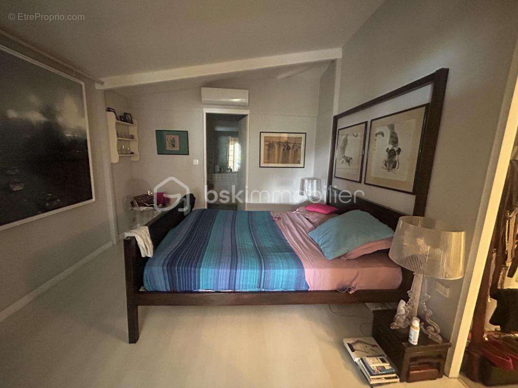 Maison à SAINT-DENIS