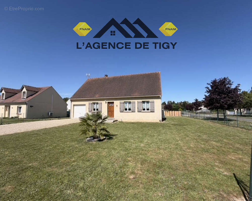 Maison à NEUVY-EN-SULLIAS