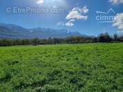 Terrain à LA TERRASSE