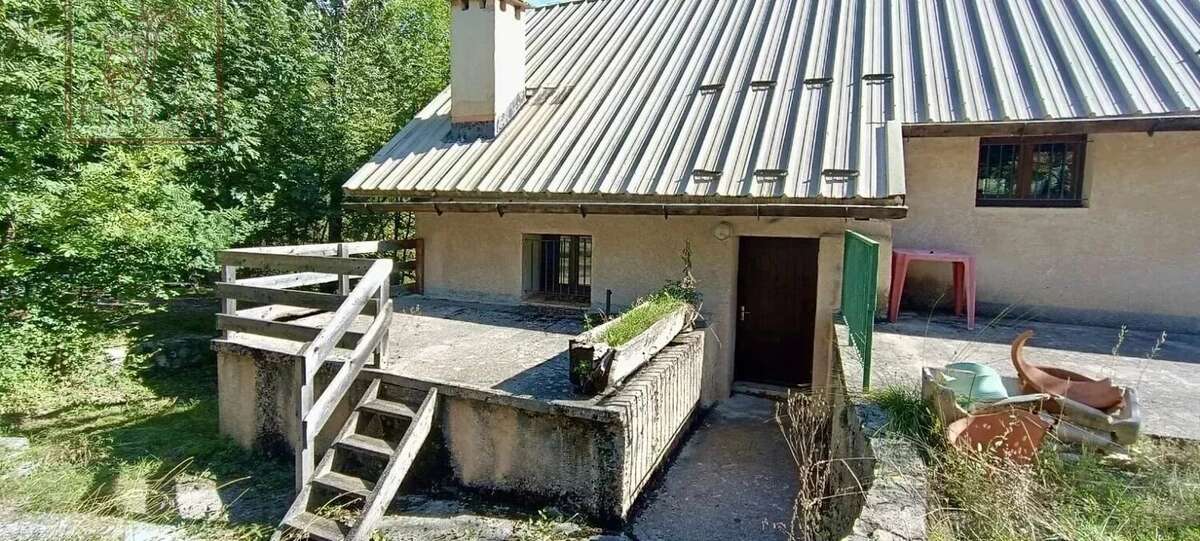 Appartement à SAINT-MARTIN-D&#039;ENTRAUNES